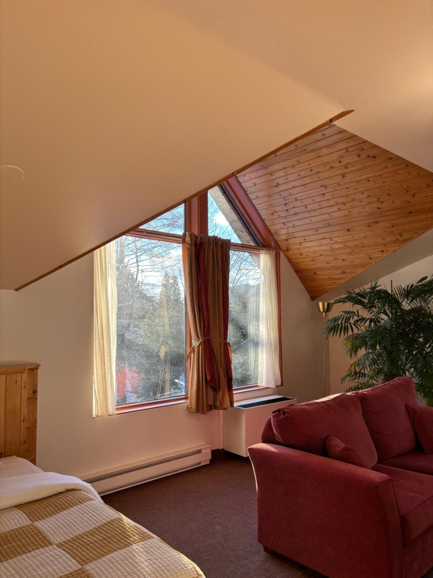 Auberge Du Jardin Petit-Saguenay Exteriör bild