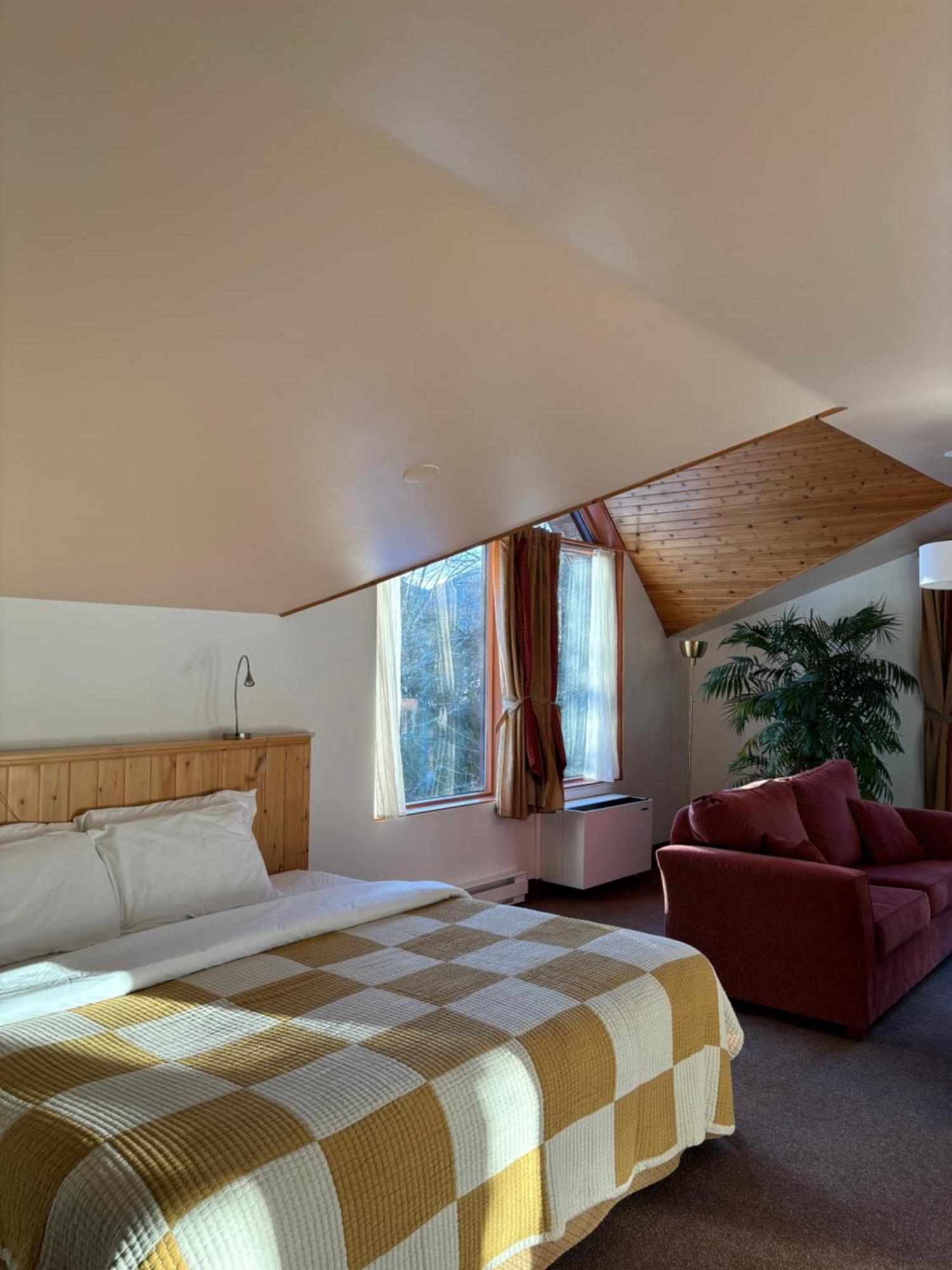 Auberge Du Jardin Petit-Saguenay Exteriör bild