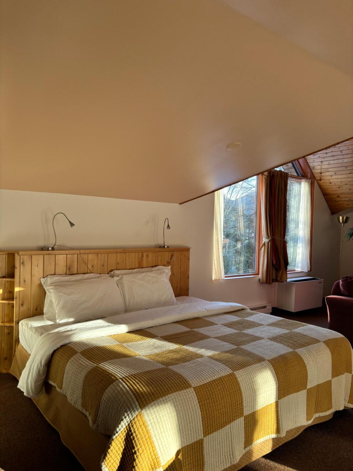 Auberge Du Jardin Petit-Saguenay Exteriör bild